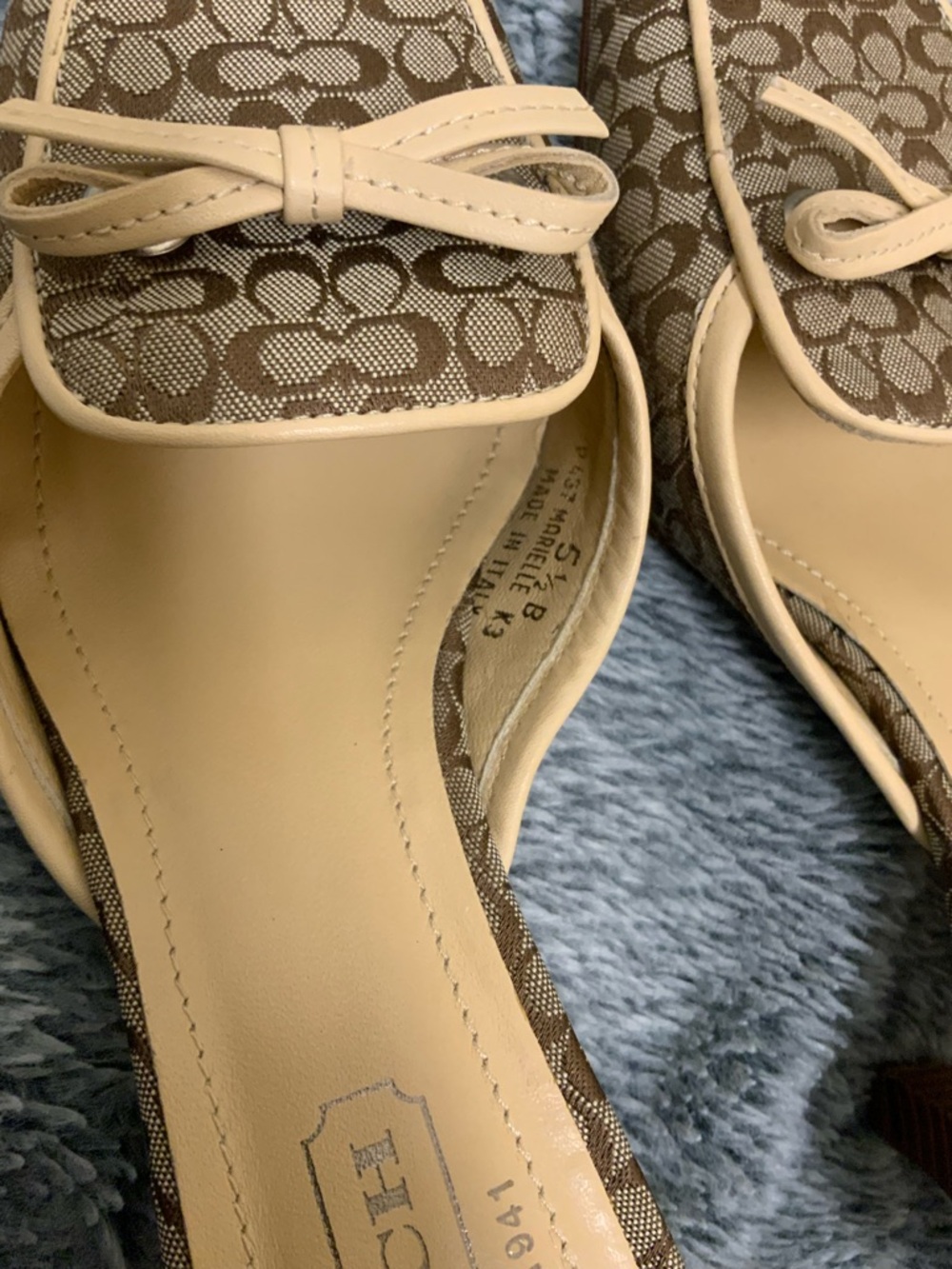 COACH Brown Signature Canvas Bow-Accent Slip-On - Picture 6 of 8